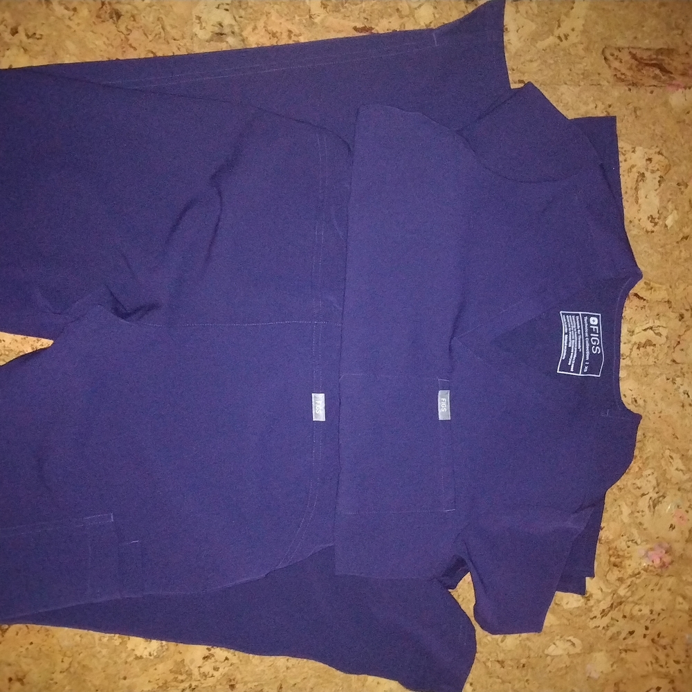 Figs Purple Scrub Set